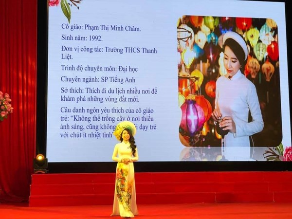 Một số hình ảnh hội thi cô giáo tài năng duyên dáng huyện thanh trì năm 2020 của cô giáo Phạm Thị Minh Châm trường THCS Thanh Liệt.