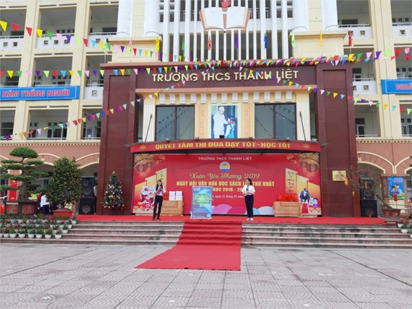 Một số hình ảnh  Xuân yêu thương và Ngày hội đọc sách lần thứ nhất năm học 2018 - 2019 tại trường thcs Thanh Liệt - Thanh Trì - Hà Nội.