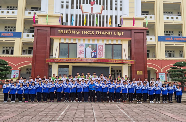 Chi đoàn trường THCS Thanh Liệt tổ chức lớp cảm tình Đoàn năm 2021